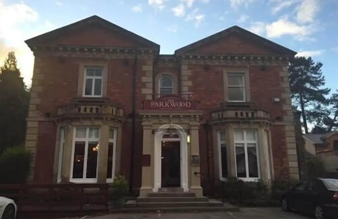 The Parkwood Hotel-1