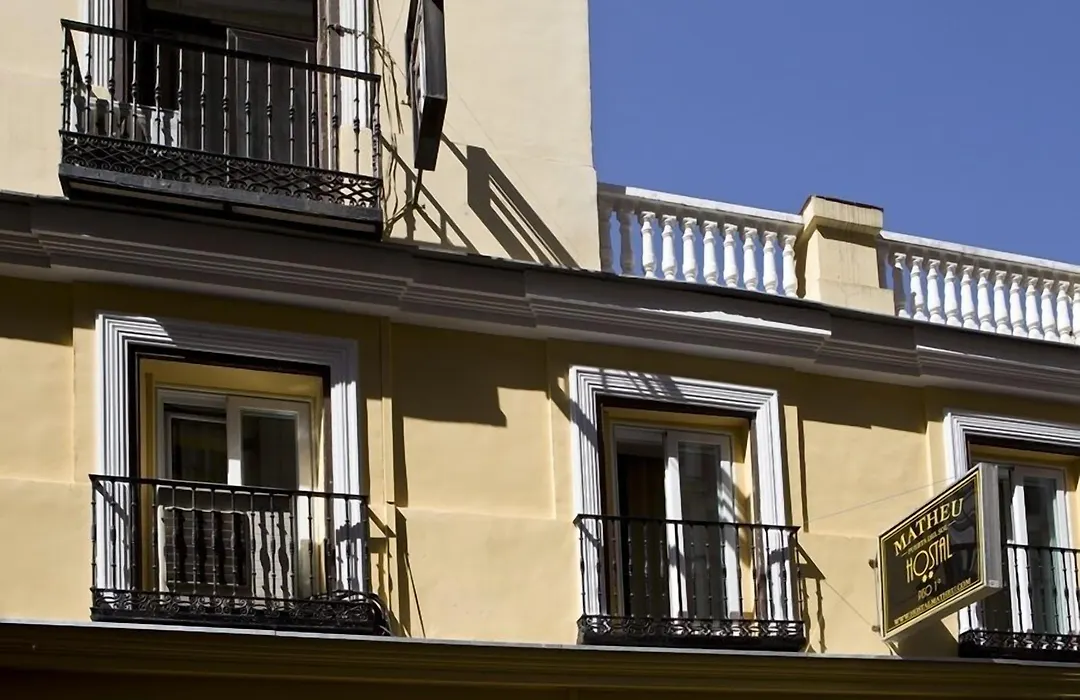 Hostal Matheu-1