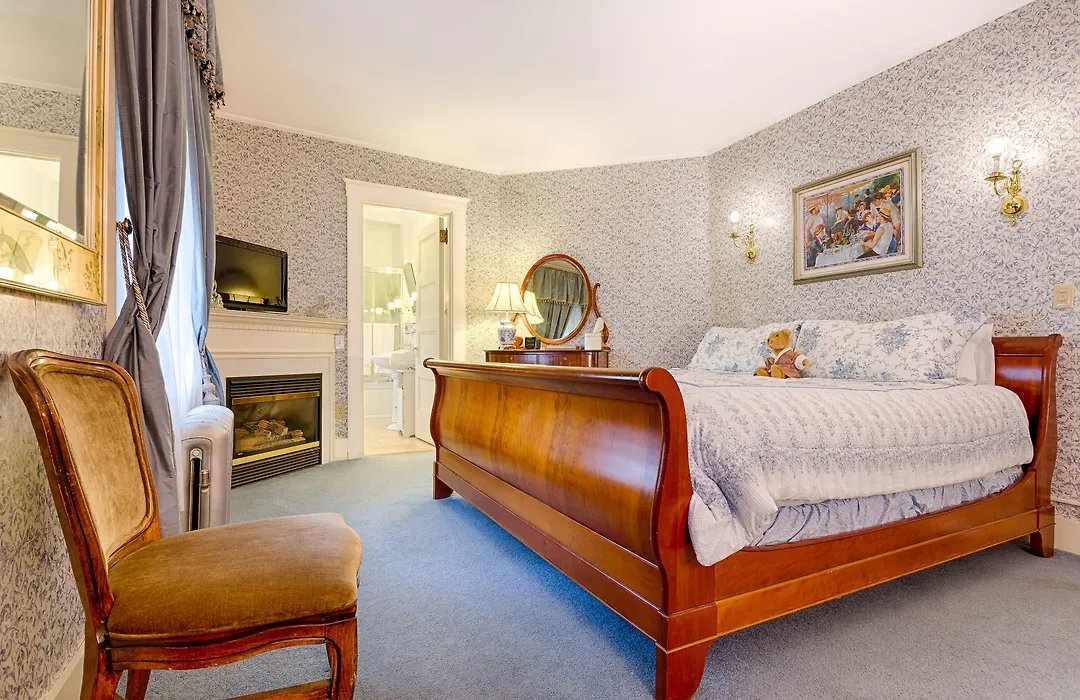Gateways Inn-1