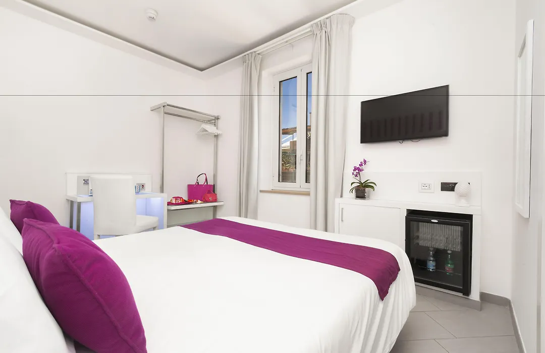 Hotel Tasso Suites & Spa-1