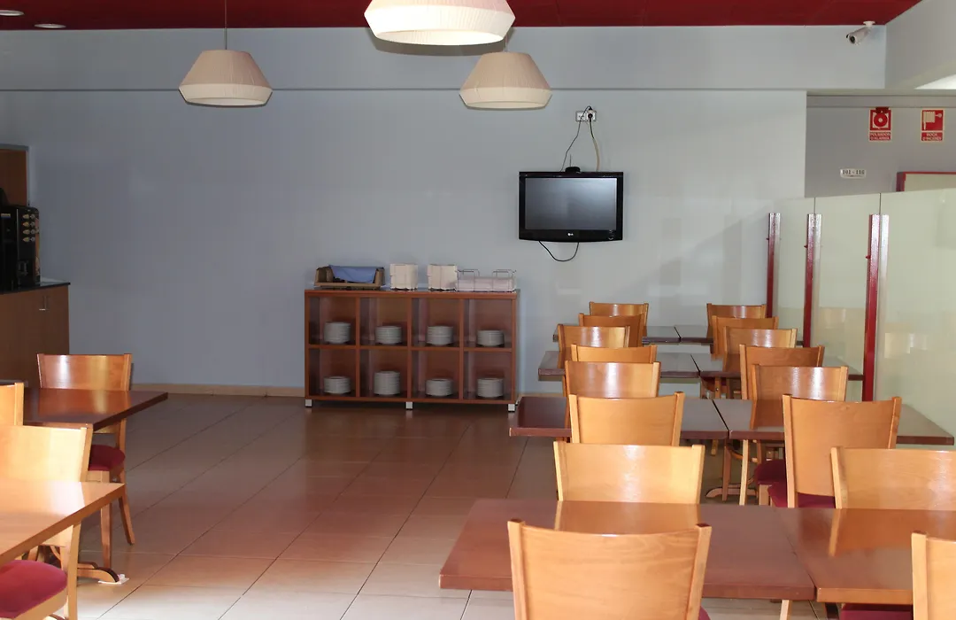 Hotel Jonquera-1