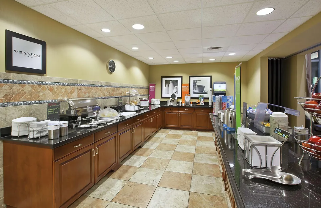Hampton Inn & Suites Wichita-Northeast-1