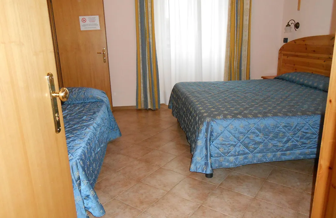 Hotel Vittoria-1
