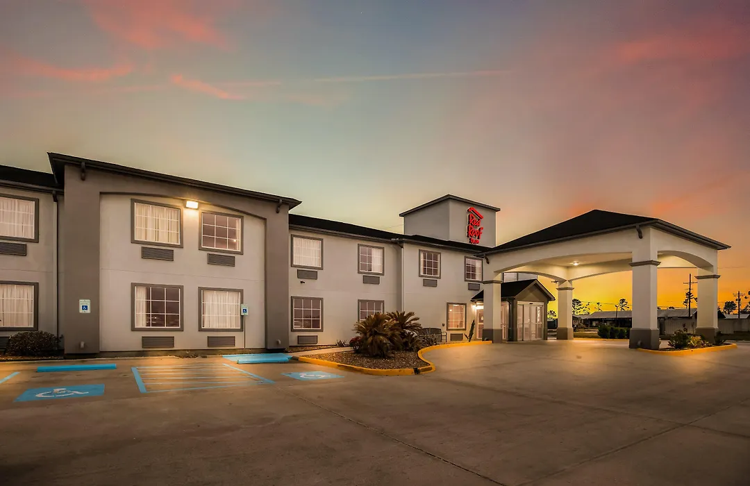 Red Roof Inn & Suites Lake Charles-1