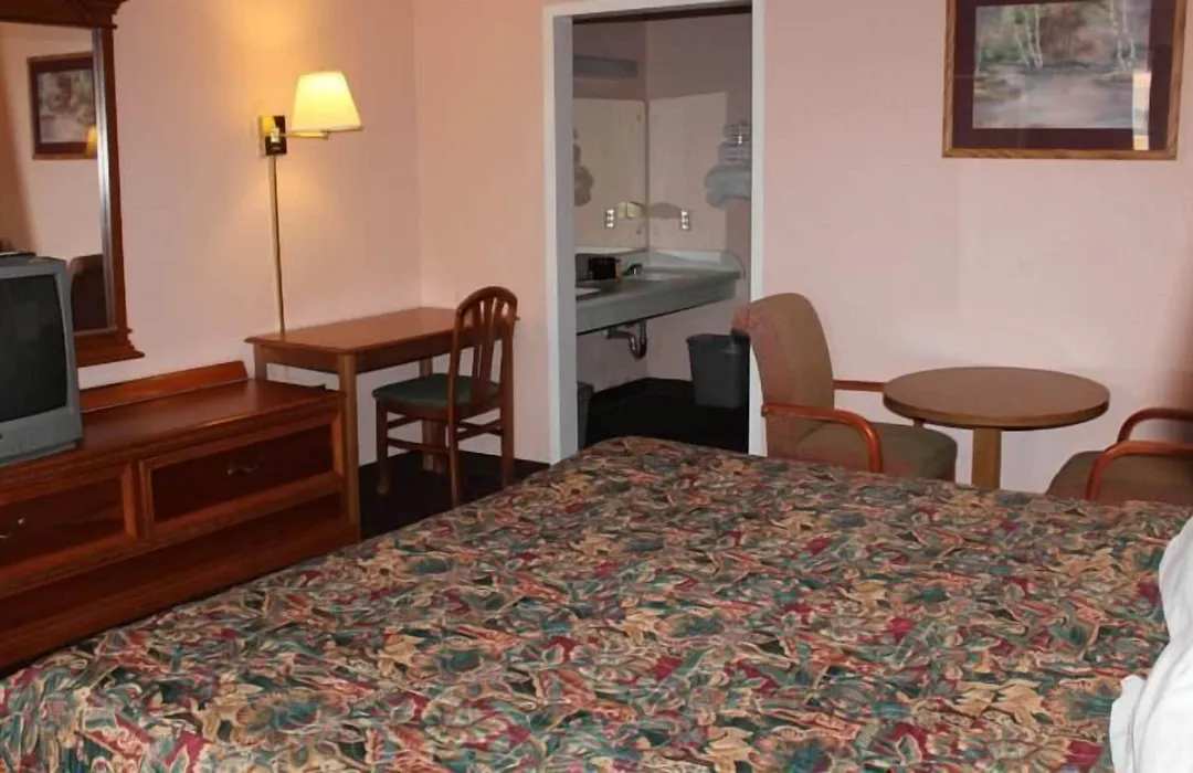 Andrew Johnson Inn-1
