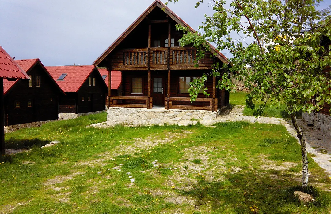 Luna Chalets Da Montanha - Serra Da Estrela-1