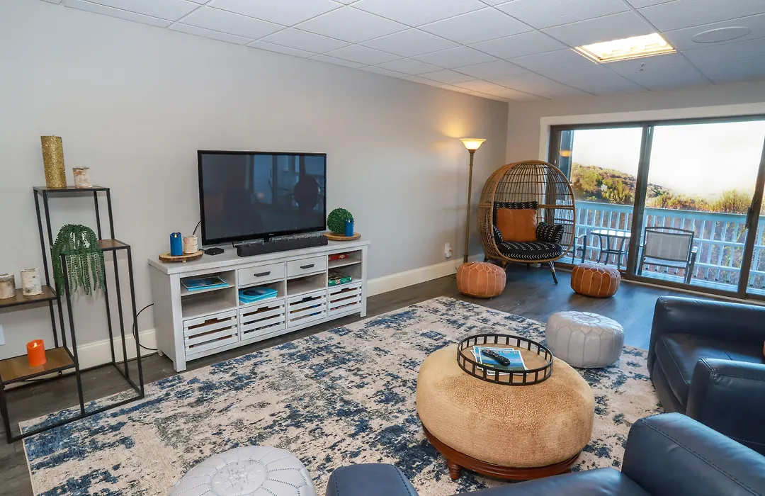 Gunstock Inn & Suites-1
