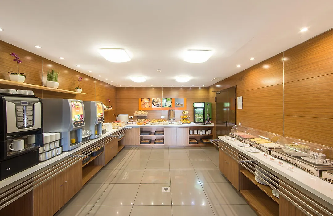 Holiday Inn Express Lisbon Airport By Ihg-1