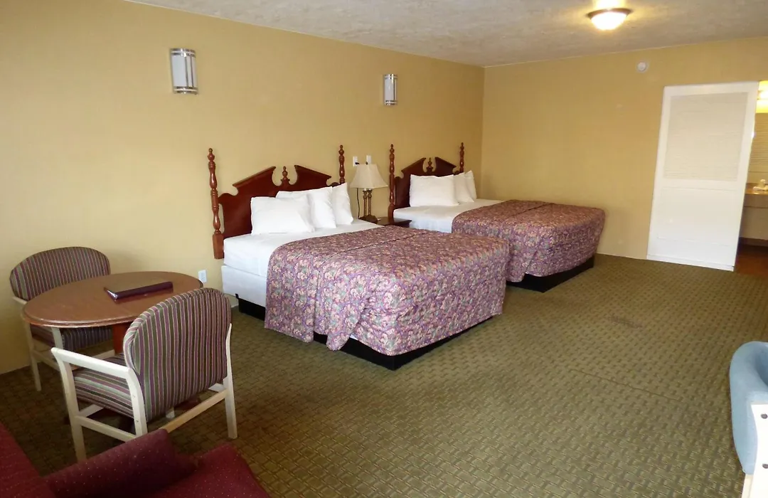 Economy Inn & Suites-1