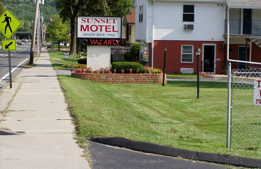 Sunset Inn-1