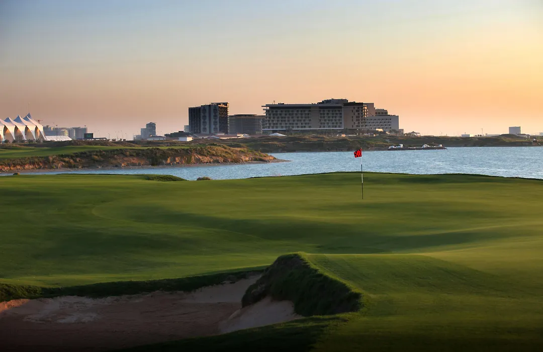 Yas Plaza Bay By Ihg-1