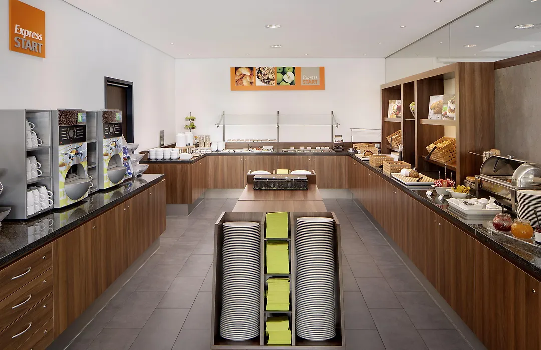 Holiday Inn Express Bremen Airport By Ihg-1