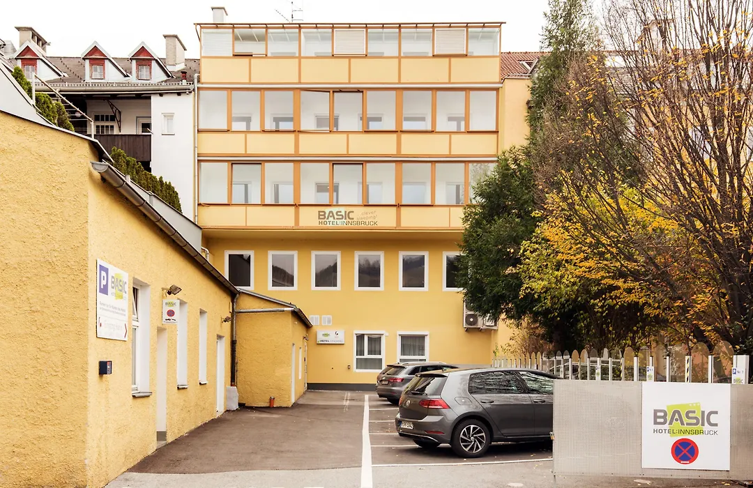Basic Hotel Innsbruck-1