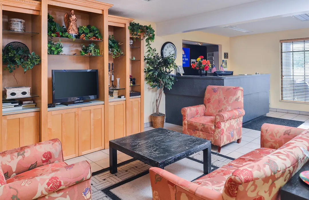 Americas Best Value Inn & Suites - Bluffton-1