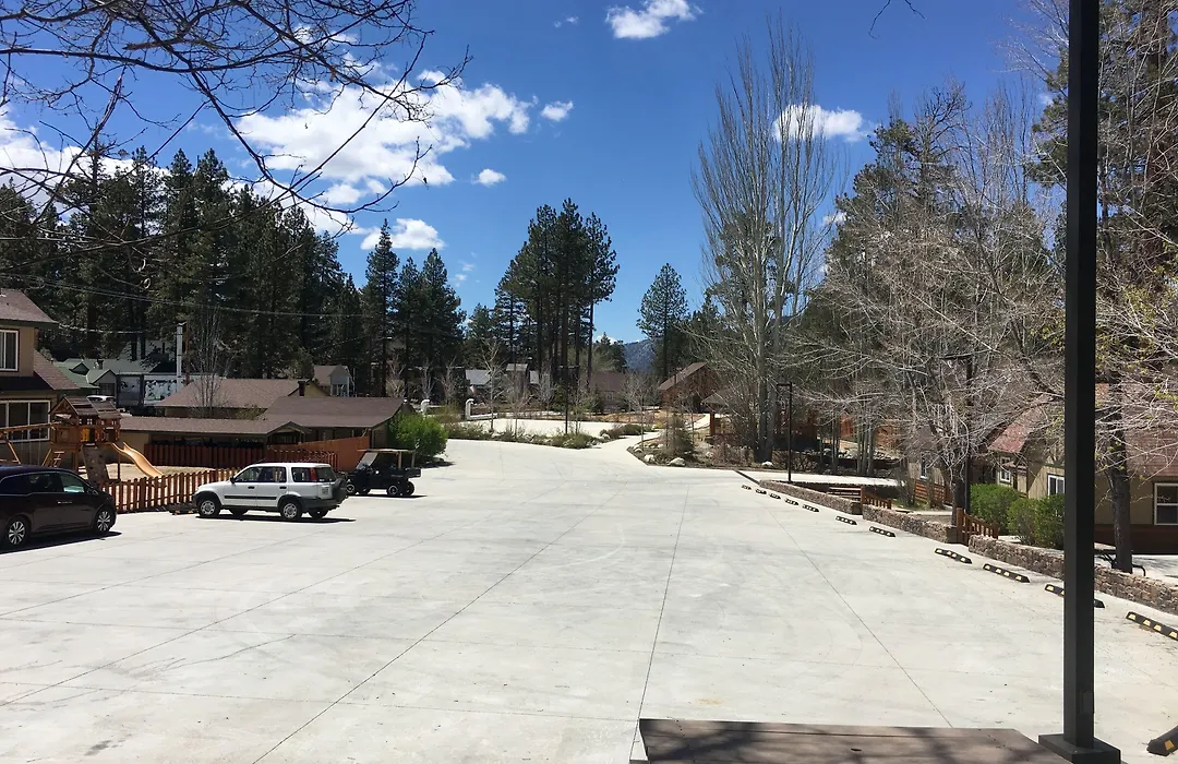 Bear Creek Resort-1