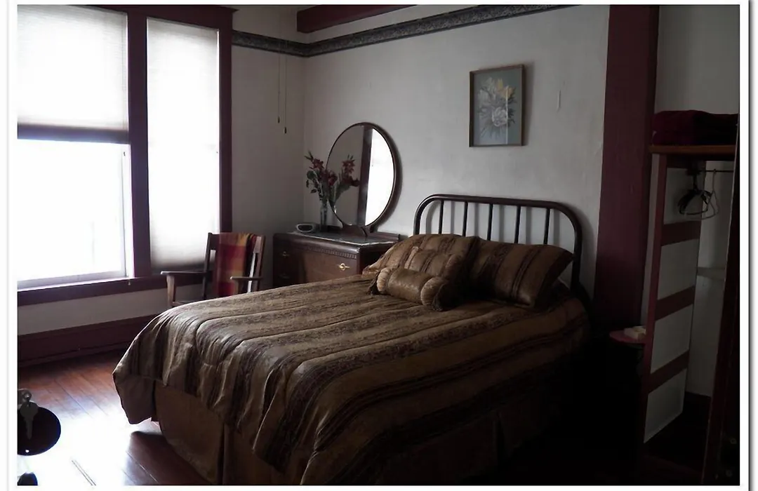 Historic Hotel Greybull-1