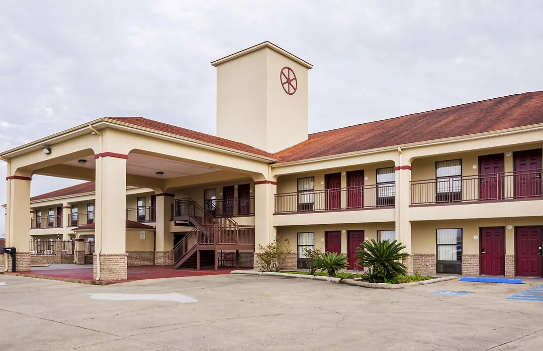 Oyo Hotel Lsu-1