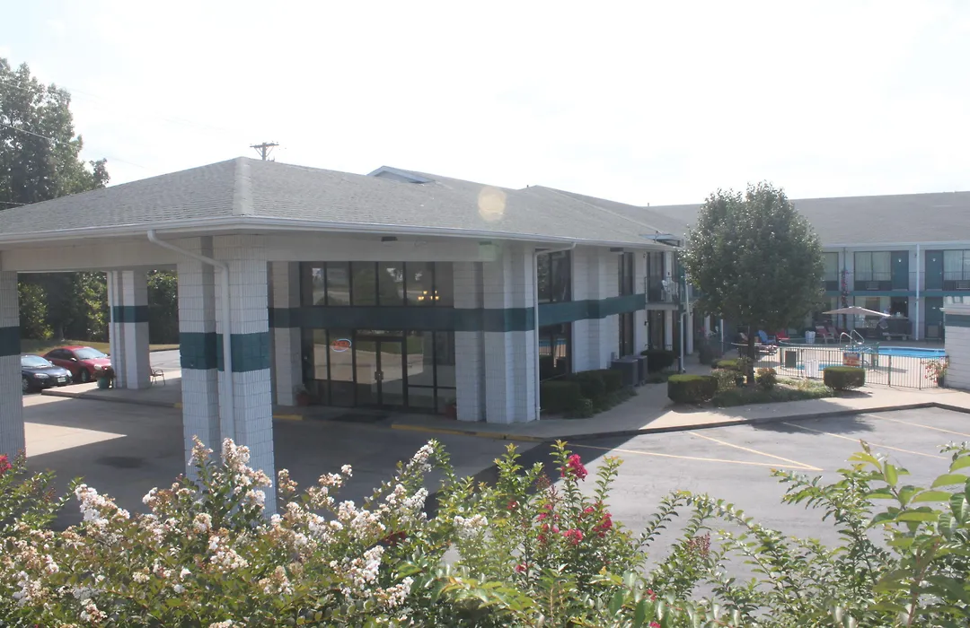 Ozark Valley Lodge-1