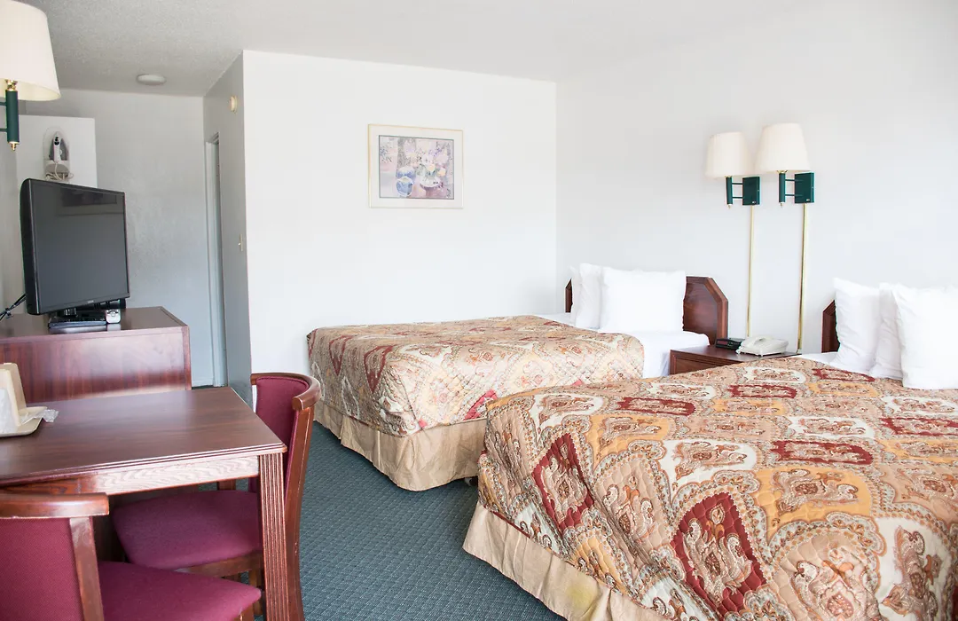 Stagecoach Motel-1
