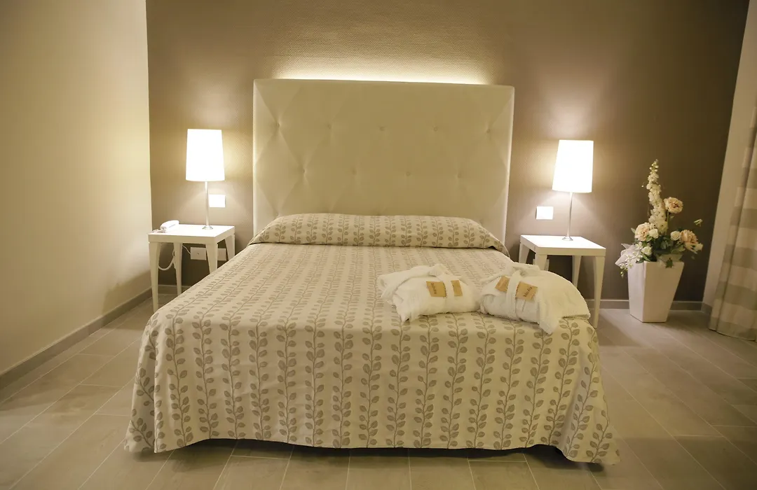 Hotel Degli Ulivi-1