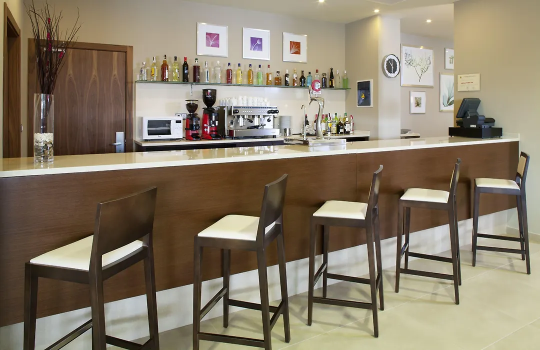 Holiday Inn Express Campo de Gibraltar-Barrios, an IHG Hotel-1