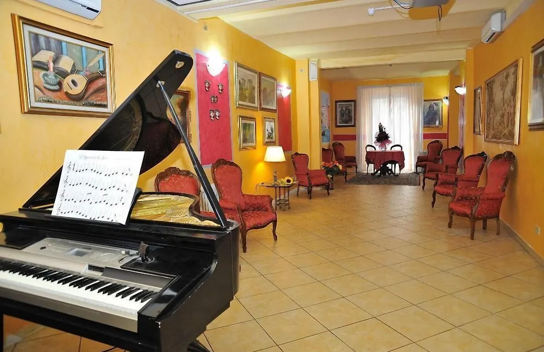 Hotel Innocenti-1