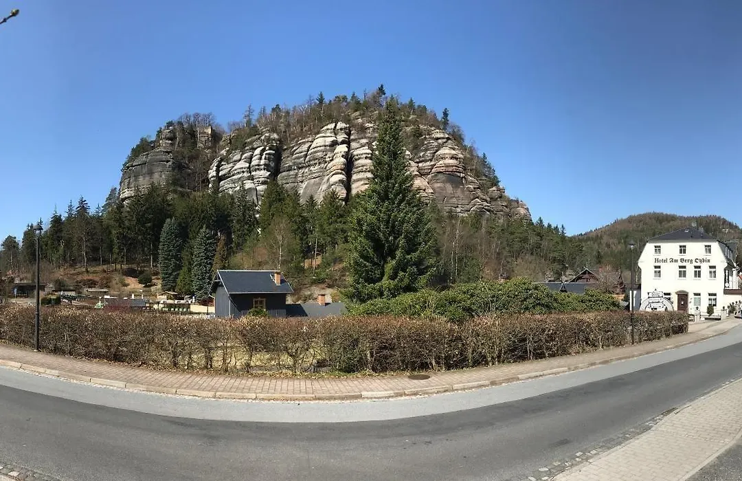 Hotel Am Berg Oybin Garni-1