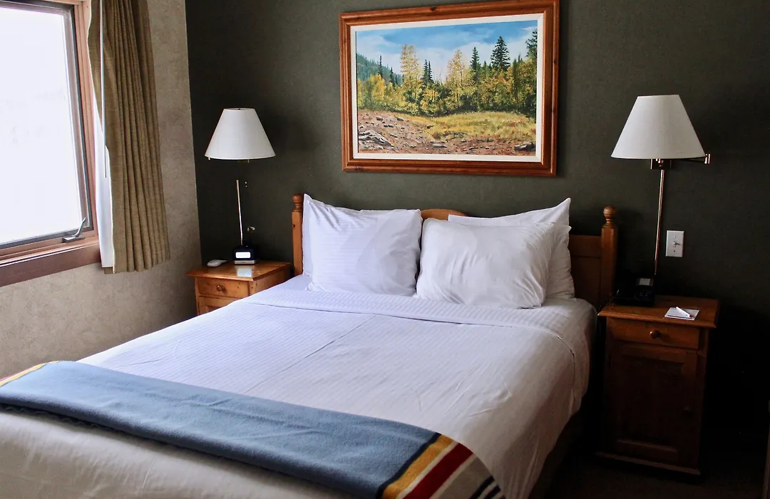 Sunnyside Resort And Lodge-1