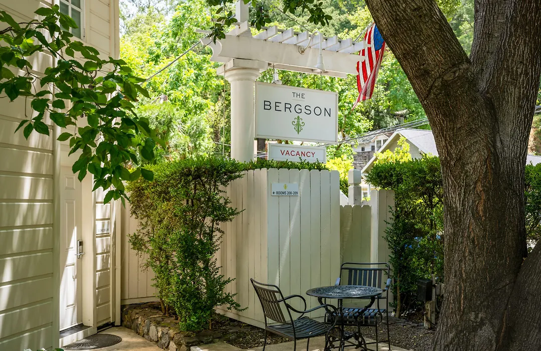The Bergson, BW Signature Collection-1