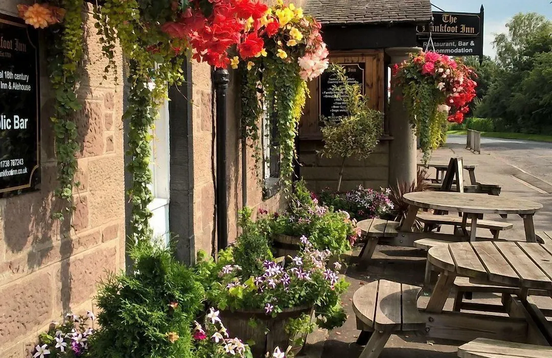 Bankfoot Inn-1