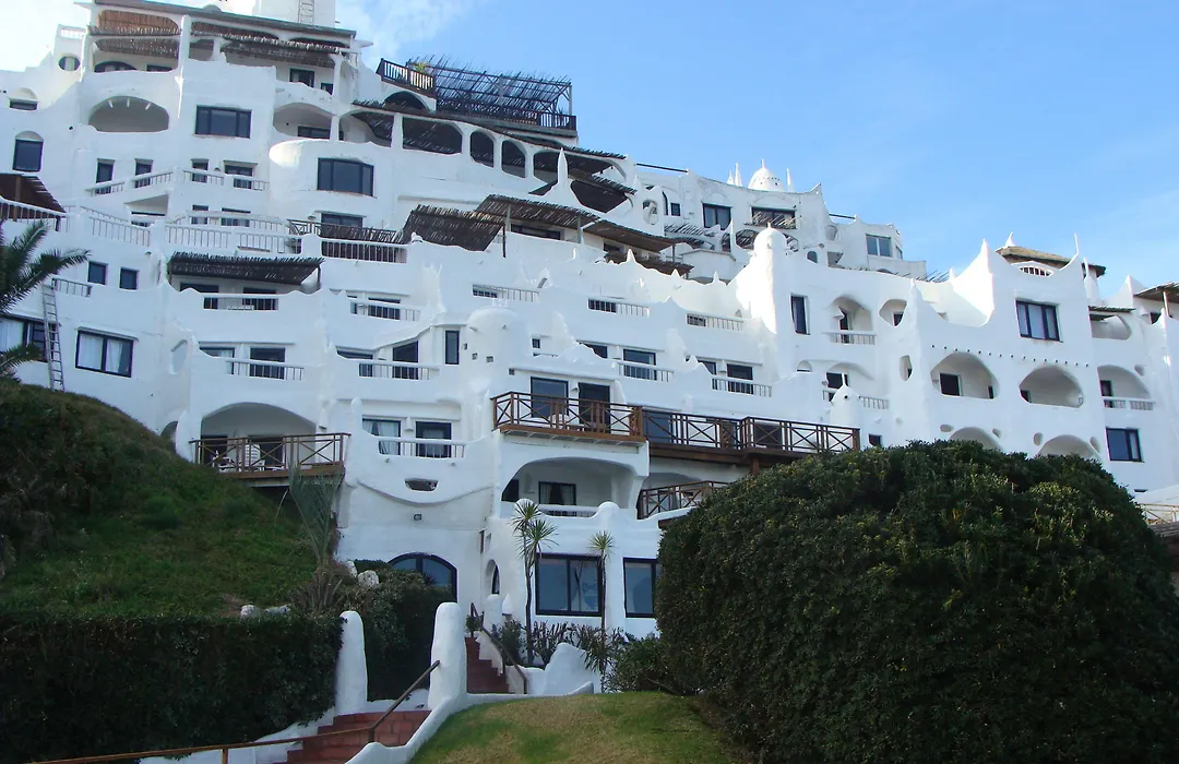 Club Hotel Casapueblo-1