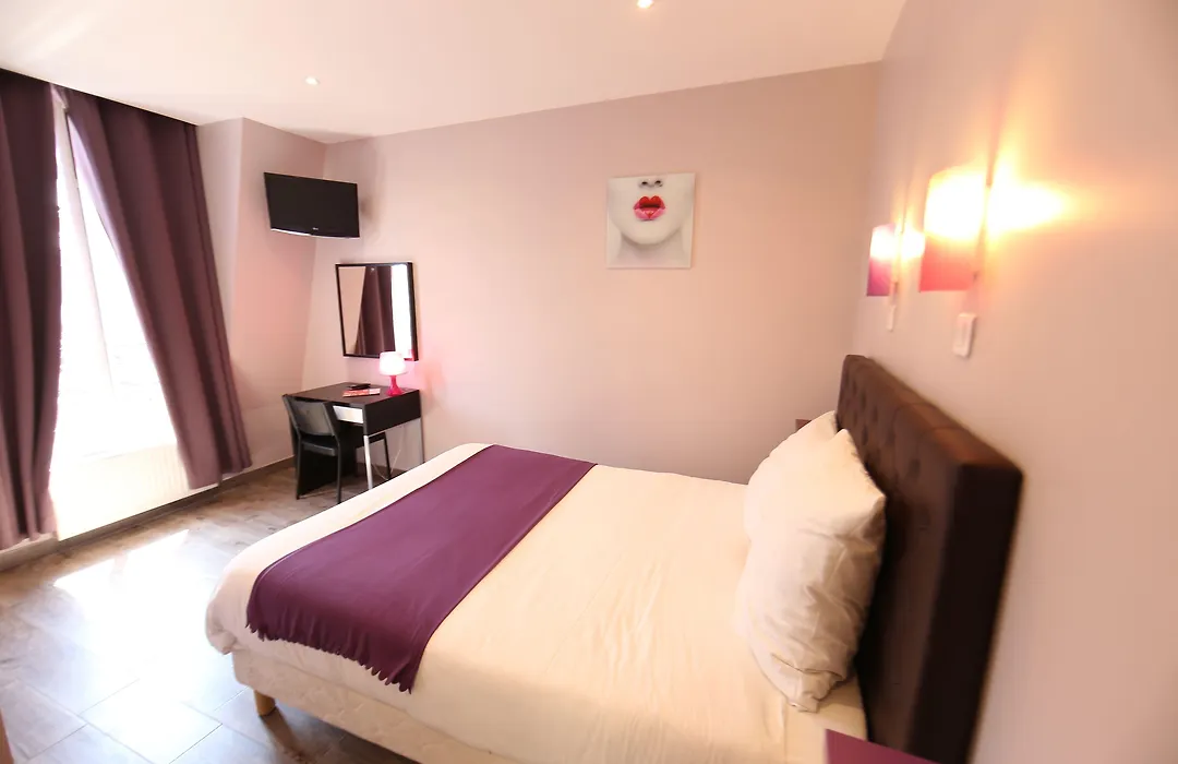 Sweet Hôtel-1