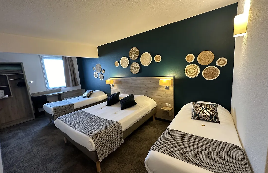 Brit Hotel Saumur-1