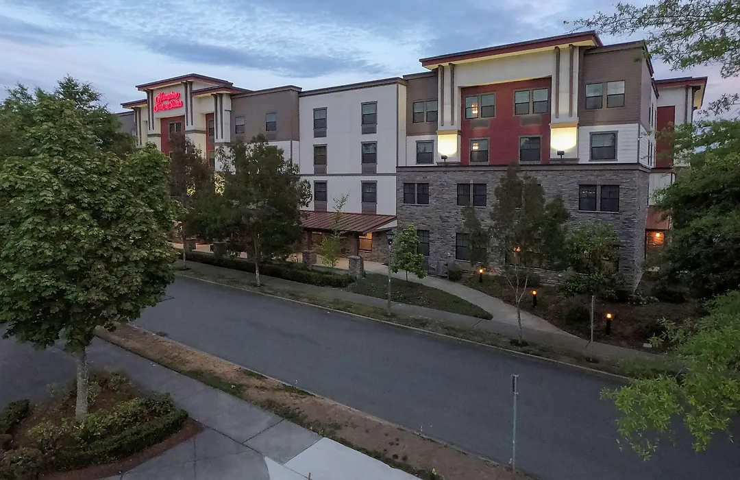 Hampton Inn & Suites Dupont-1
