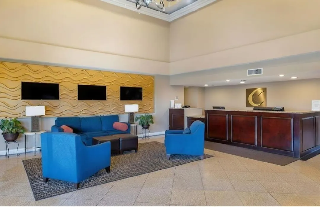 Comfort Inn & Suites Huntington Beach-1