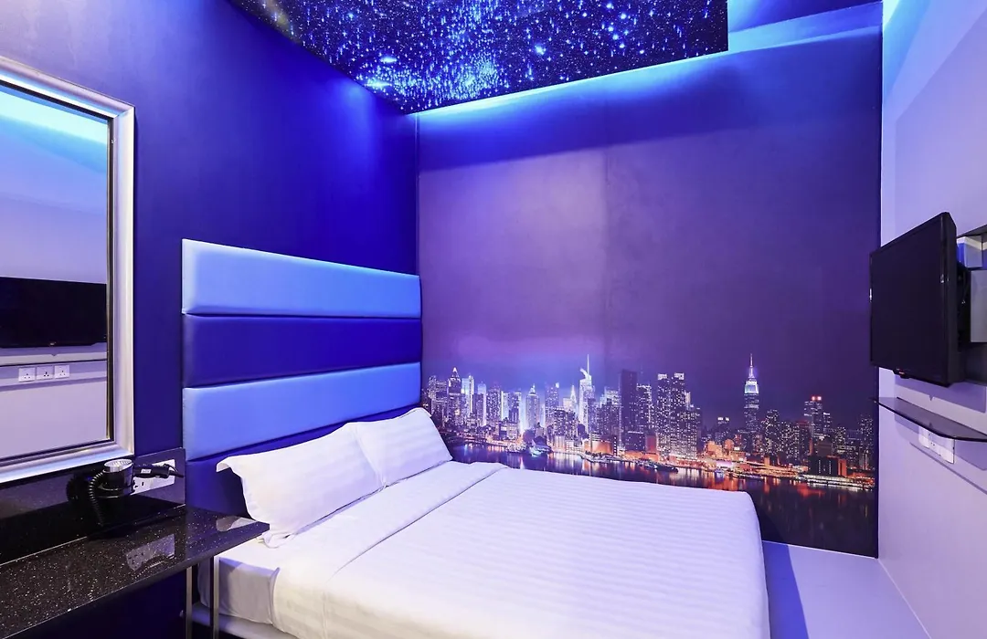 Ibis Budget Singapore Bugis-1
