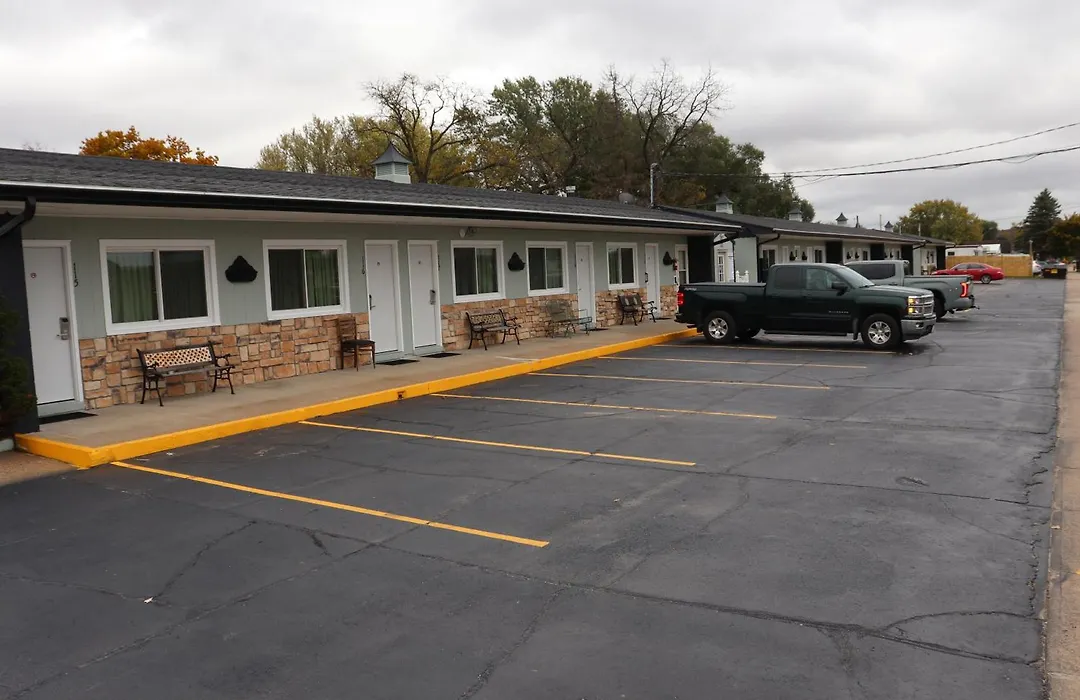 Best Nights Inn - Sparta-1