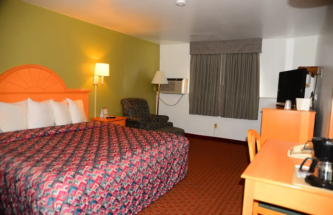 Budget Inn Express-1