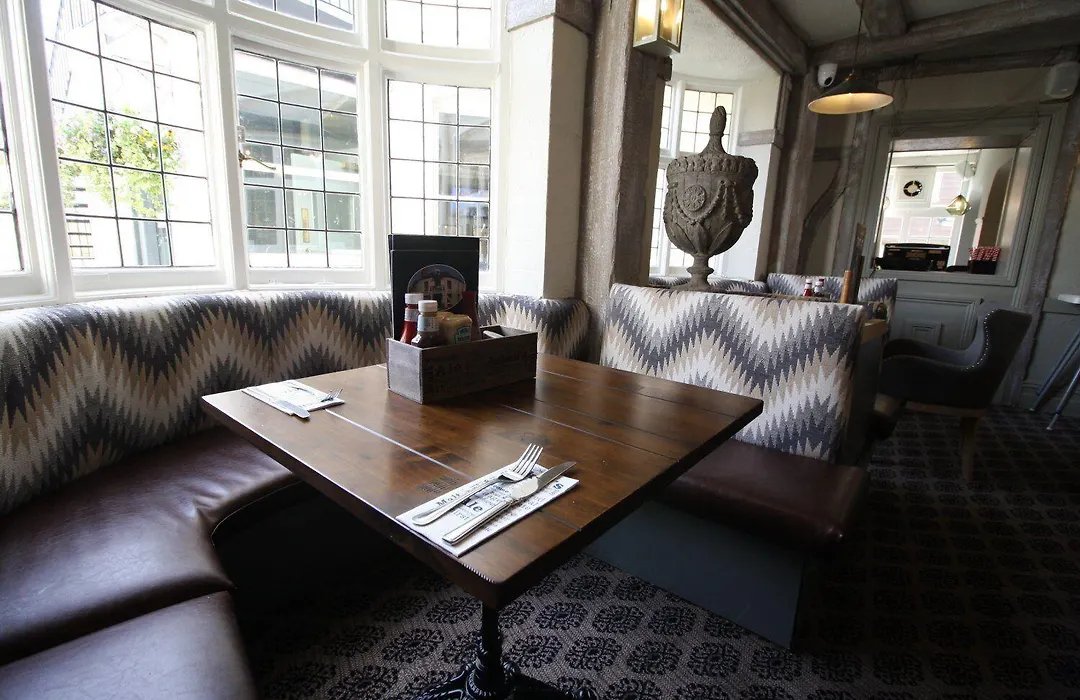 The White Hart-1