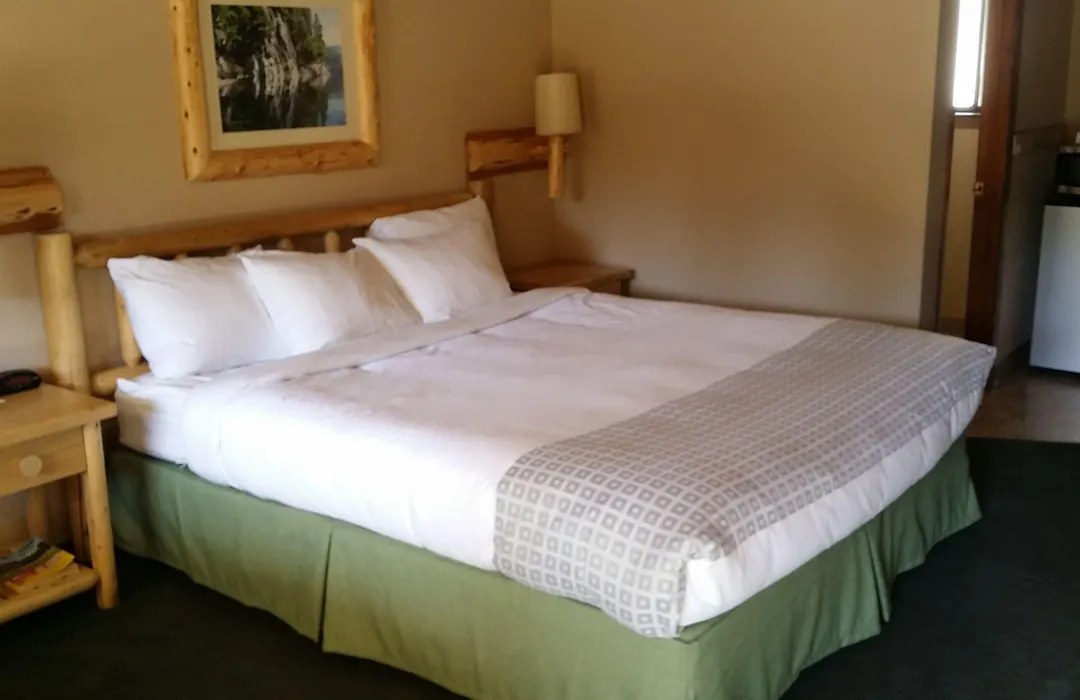 Wildwood Inn-1