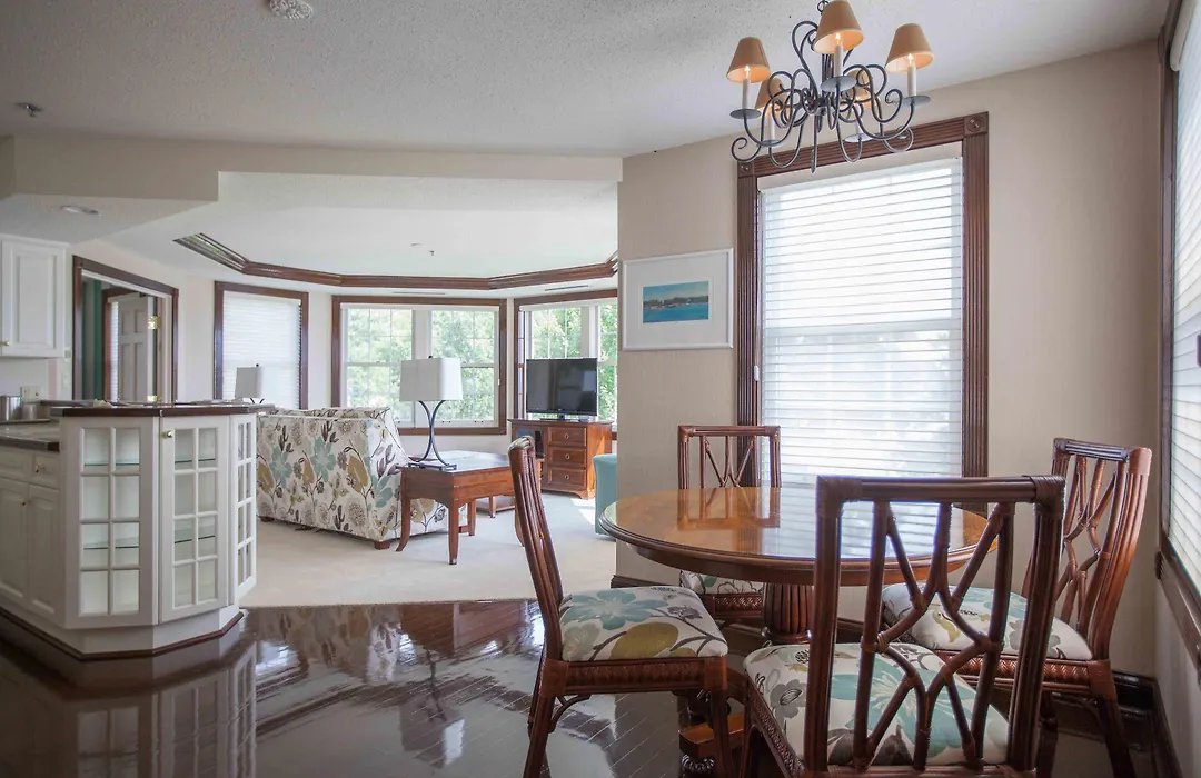Oakwood Resort-1