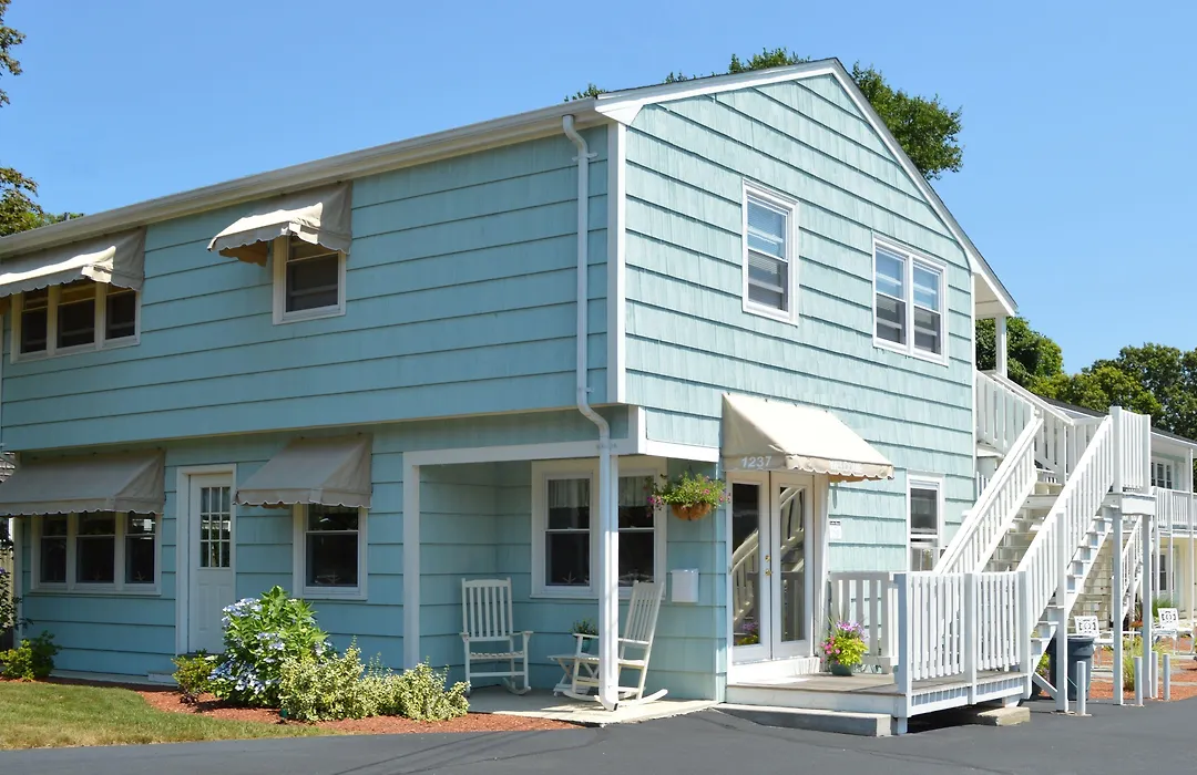 The Escape Inn-1