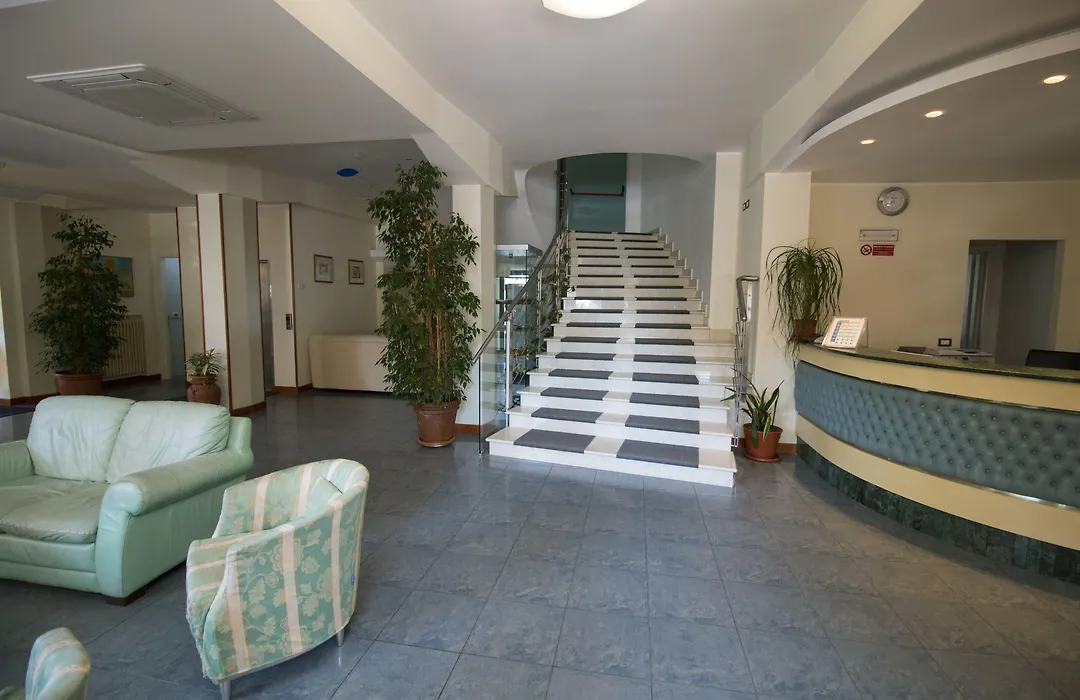 Hotel Gabbiano-1
