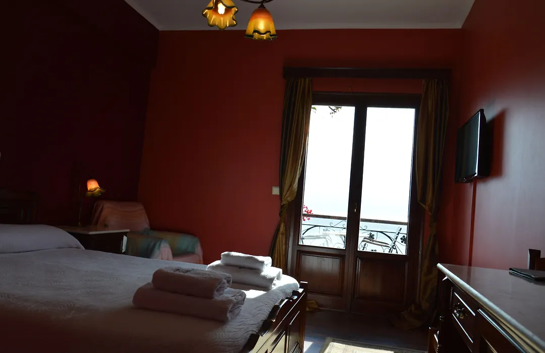 Ilion Hotel-1