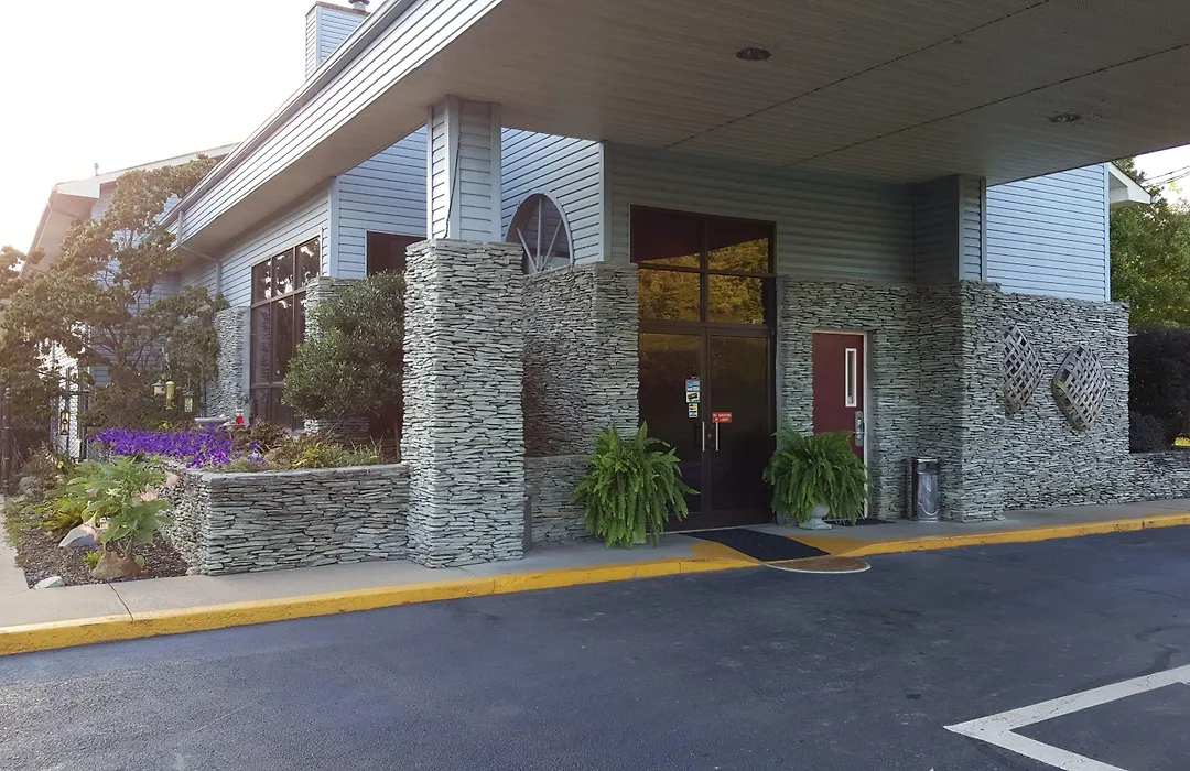 Americourt Hotel - Mountain City-1