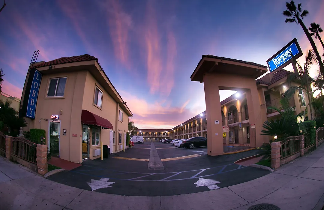 Rodeway Inn & Suites Bellflower-1