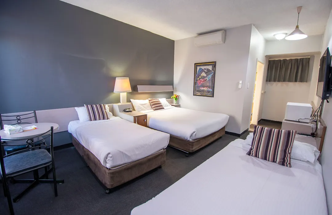 The Midcity Motor Lodge-1
