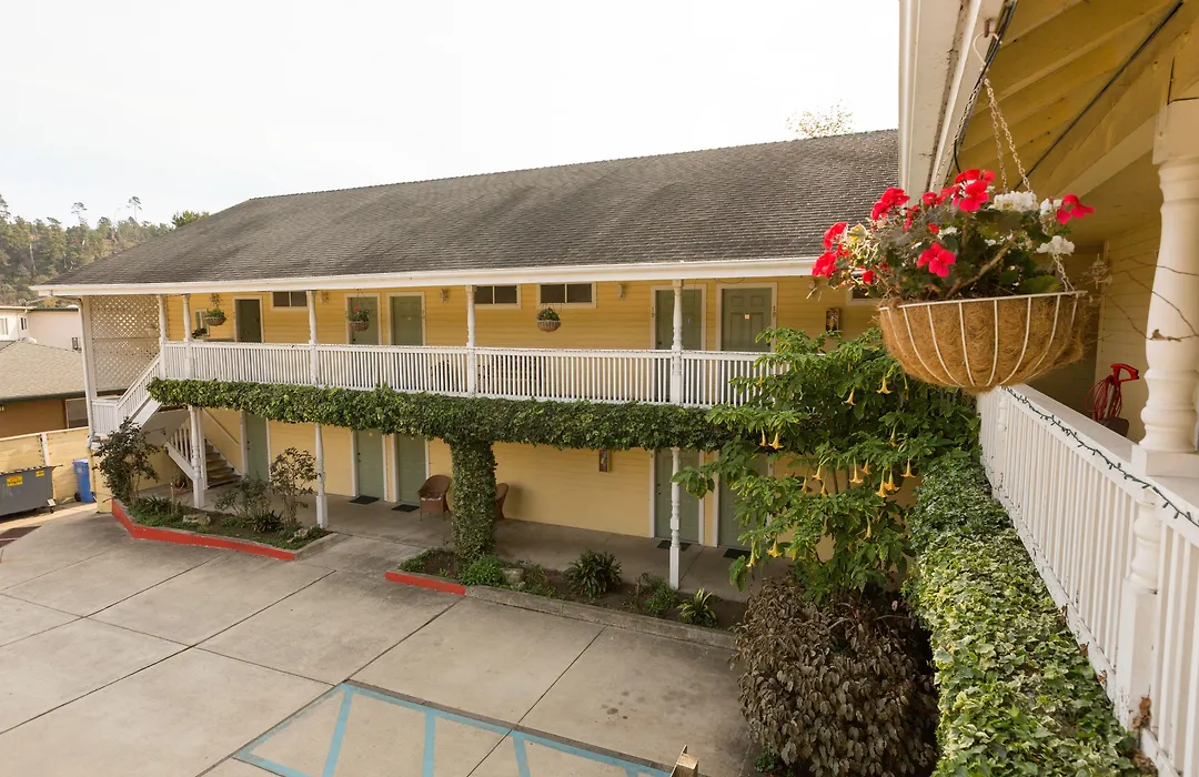 Creekside Inn Downtown-1