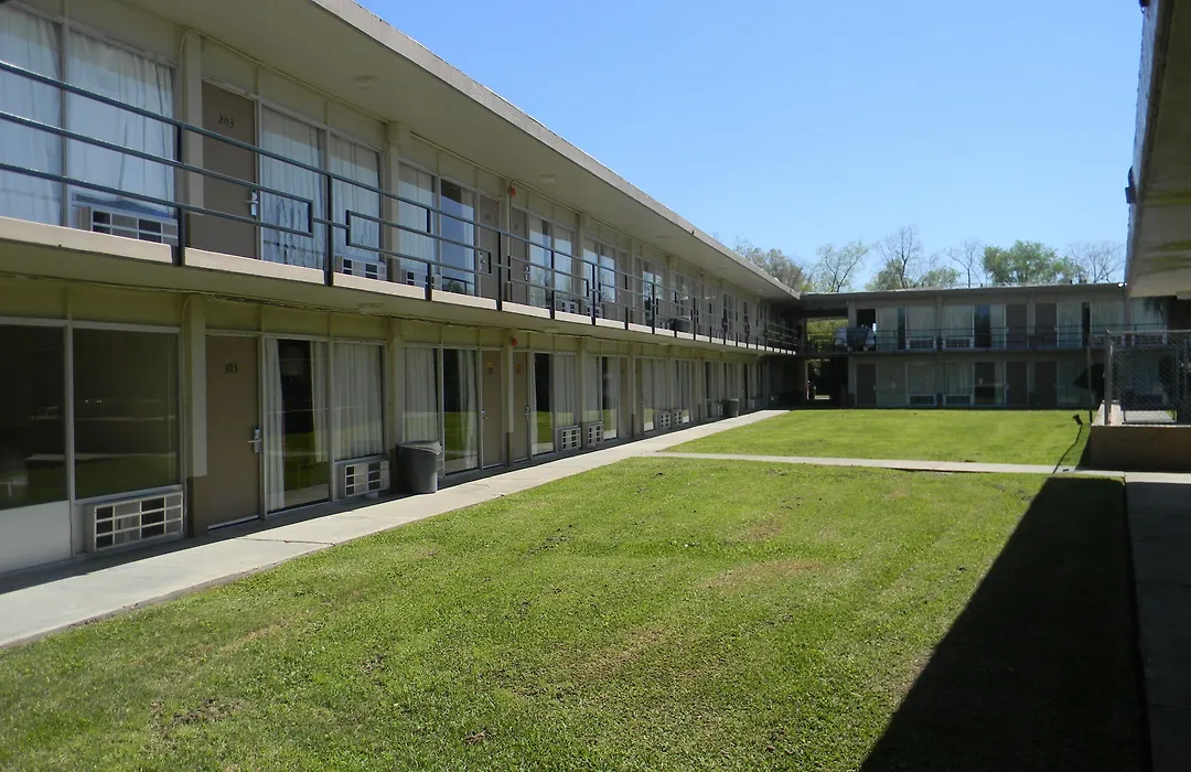 Sunrise Inn Lake Charles-1