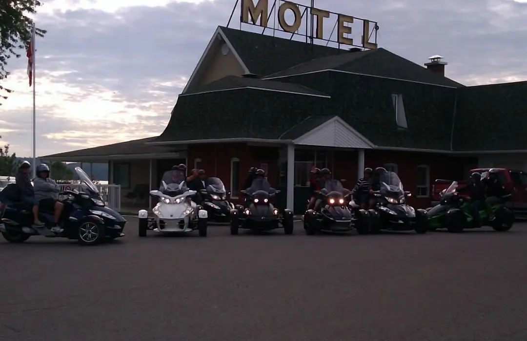 Motel Royal-1